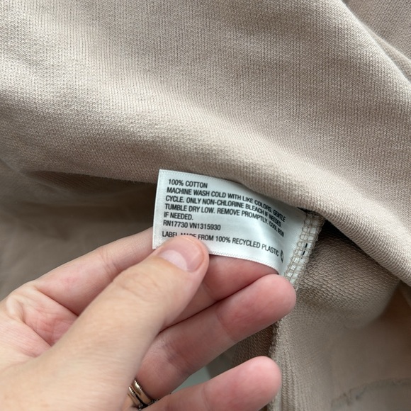 A New Day Taupe‎ Eyelet Sleeve Sweatshirt Women’s Size XL Pullover Casual - Picture 5 of 6